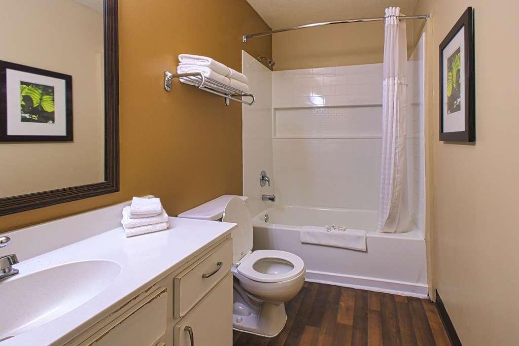 Suburban Studios Louisville East Quarto foto