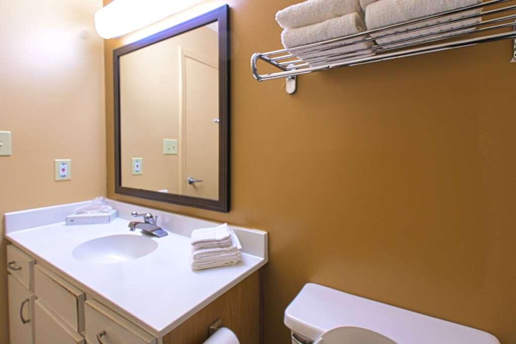 Suburban Studios Louisville East Quarto foto